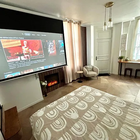 Apartment Cine Au Coeur De *